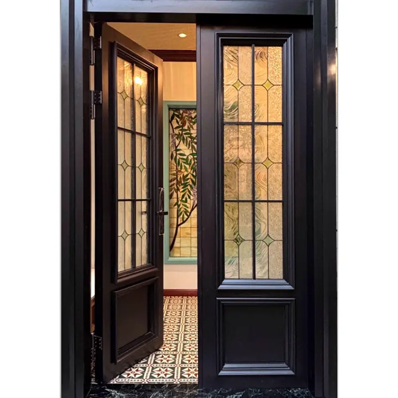 Врати с артистичен дизайн от алуминиева сплав