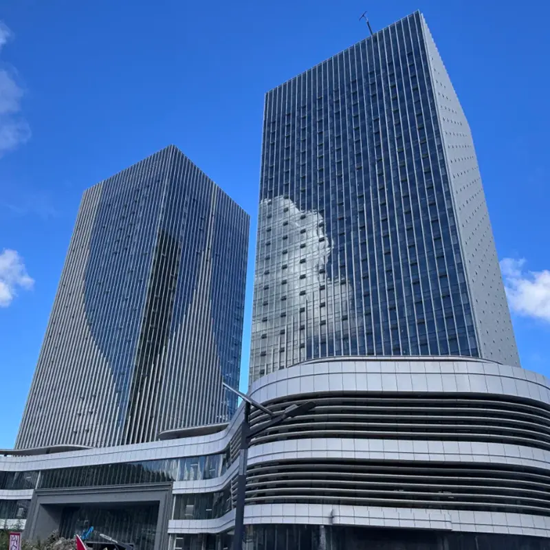 Стандартни обединени окачени фасади